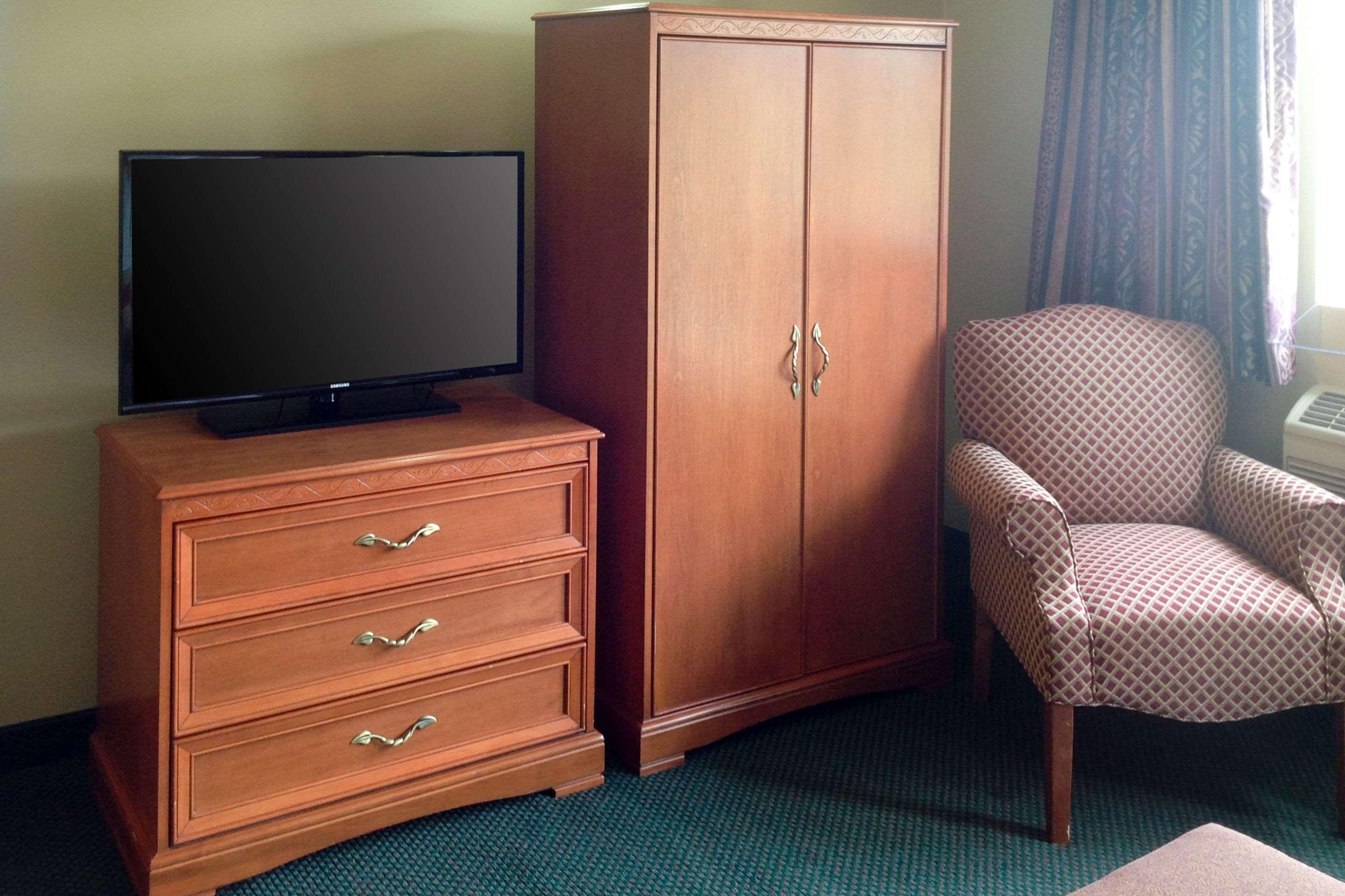Econo Lodge & Suites Southern Pines Eksteriør billede